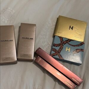 Hourglass Collection with Gold  LIMITED OFFERS Mom 👩🏻 👩🏻‍🦱🎄🤶❤️and daughter set